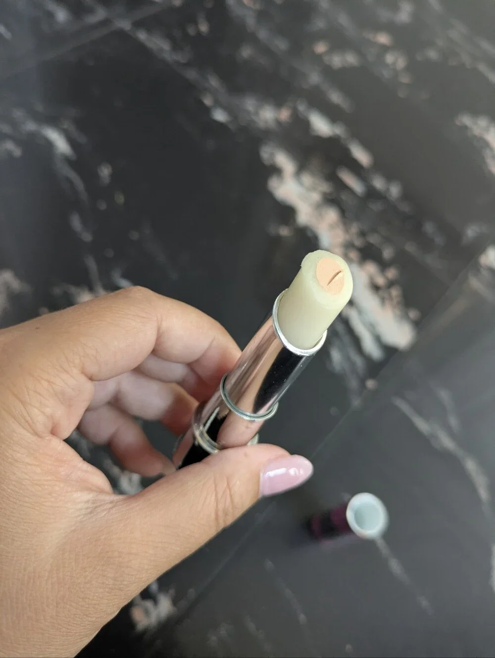 Benefit Fake Up Hydrating Crease Control Concealer 02 Medium